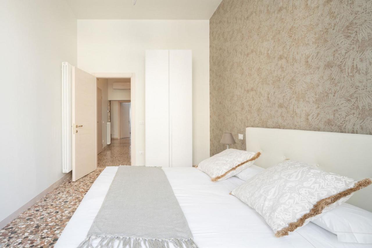 Accademia Charm Apartments By Wonderful Italy เวนิส ภายนอก รูปภาพ