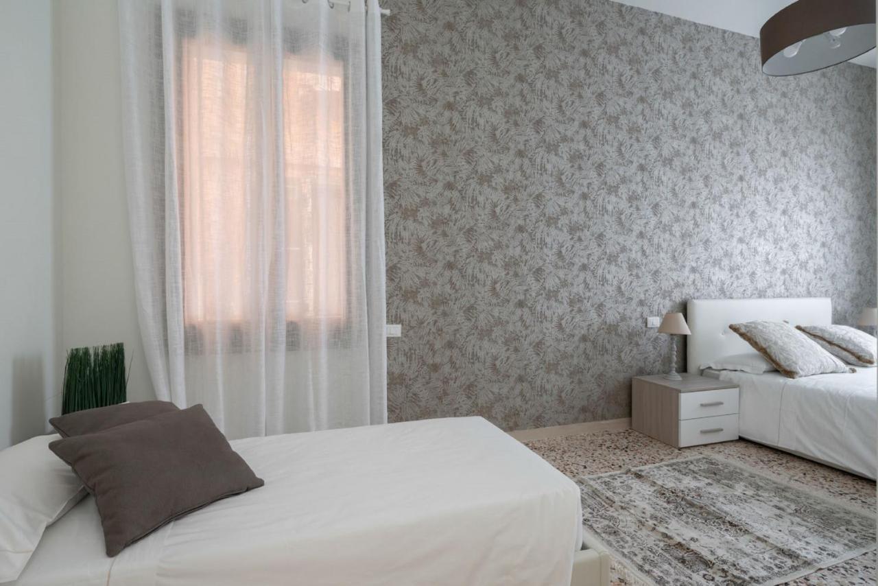 Accademia Charm Apartments By Wonderful Italy เวนิส ภายนอก รูปภาพ