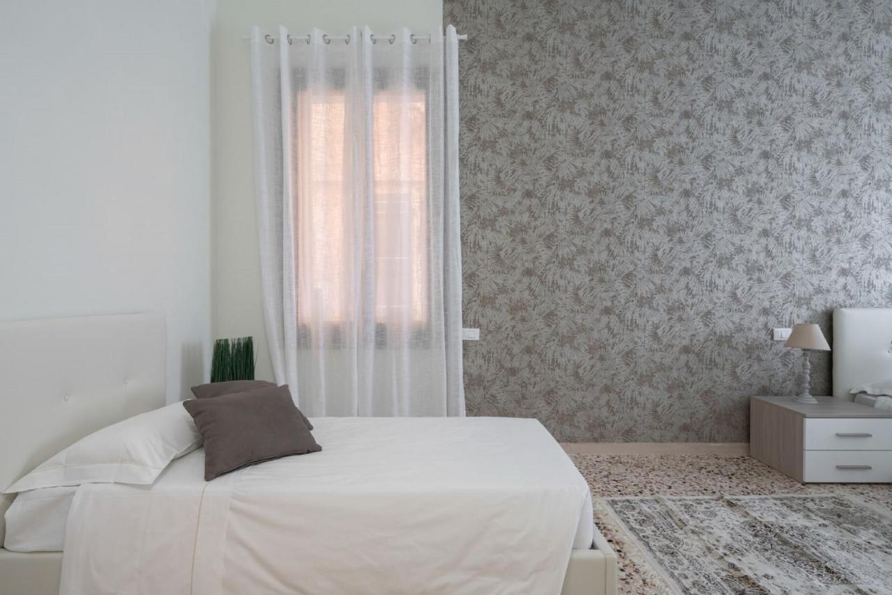 Accademia Charm Apartments By Wonderful Italy เวนิส ภายนอก รูปภาพ