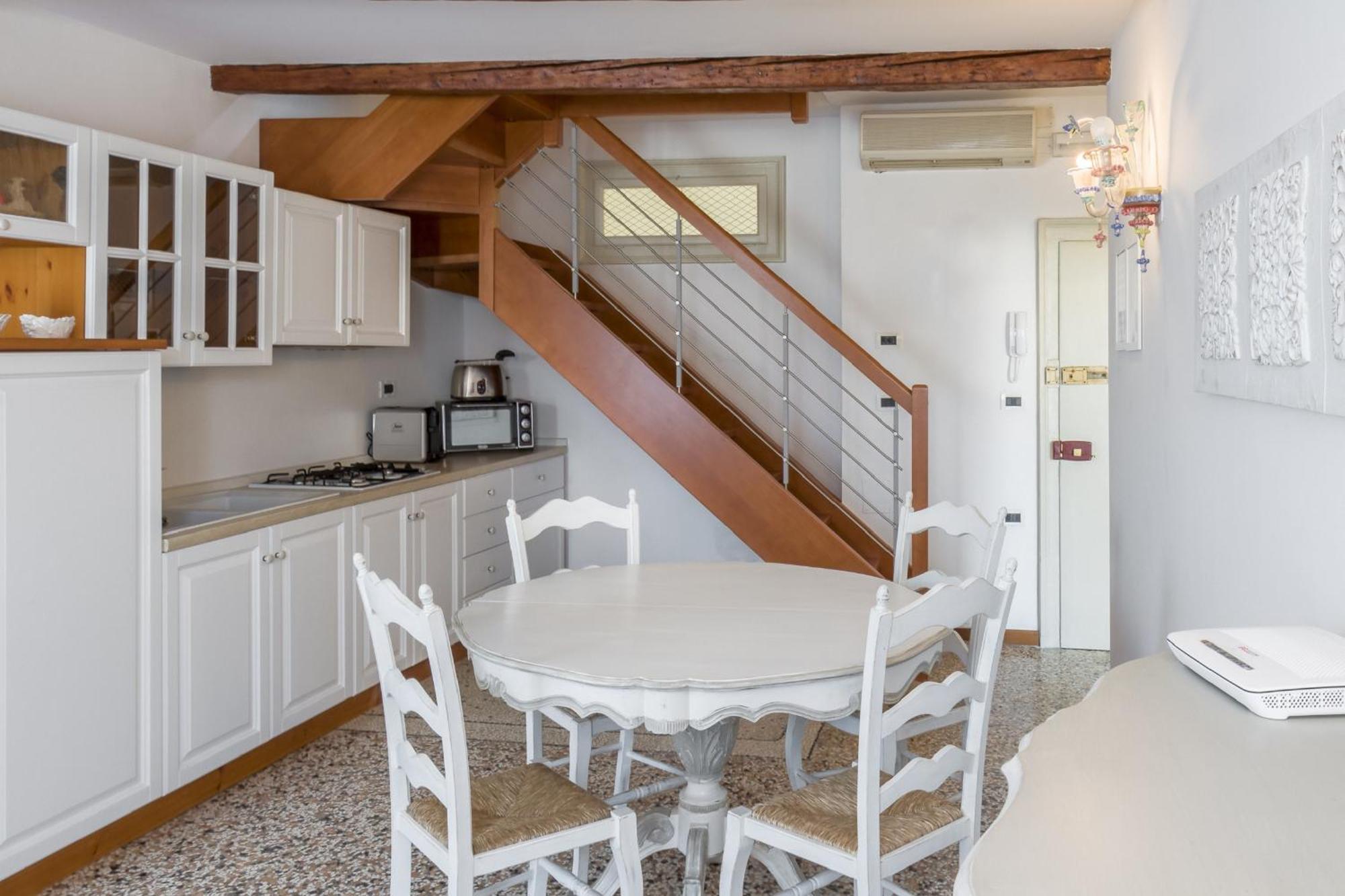 Accademia Charm Apartments By Wonderful Italy เวนิส ภายนอก รูปภาพ